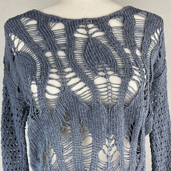 American Eagle Outfitters Loose Knit Sweater Size XS EUC - Picture 2 of 7